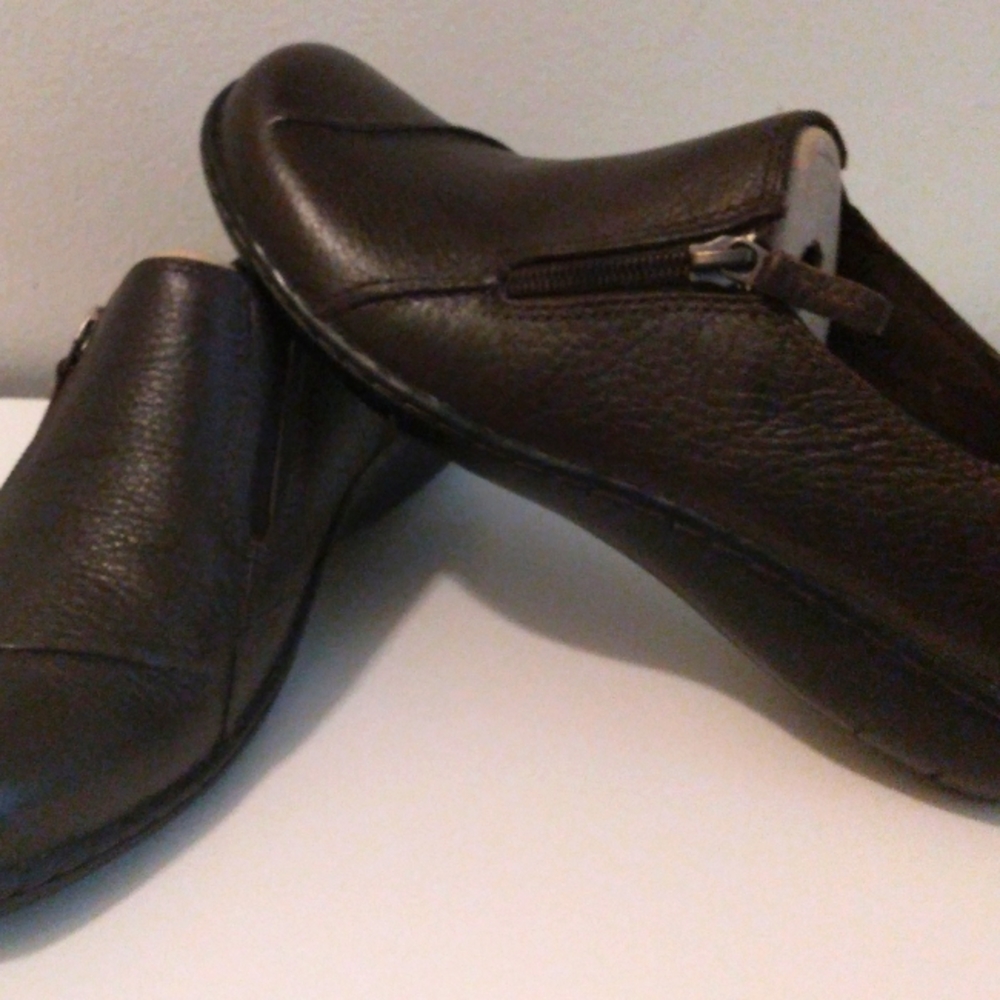 Leather loafer